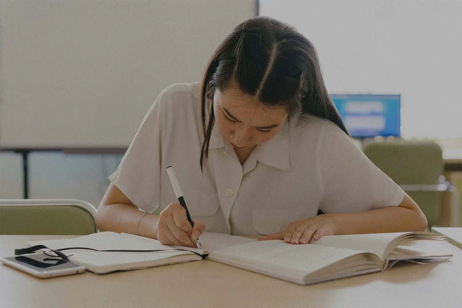 Alumno rindiendo examen internacional